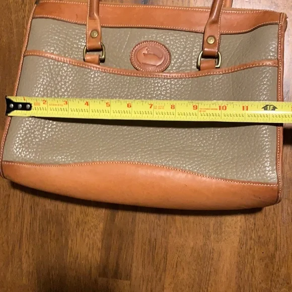 Dooney & Bourke handbag - Picture 13 of 14